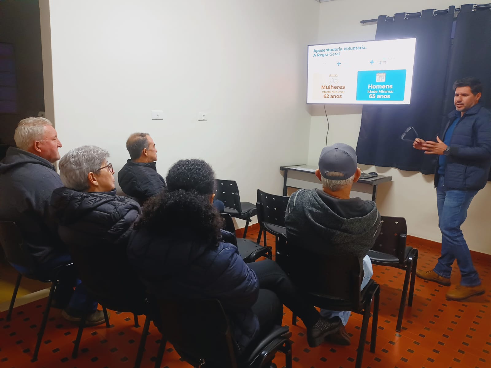 Capstuba realiza reunião sobre Pré-Aposentadoria para servidores próximos à aposentadoria